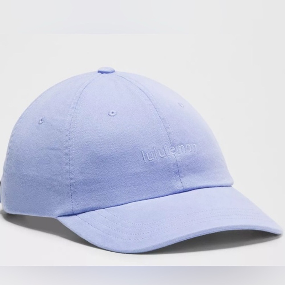 LULULEMON 
Classic Ball Cap - Dilute Wash Dusty Lilac